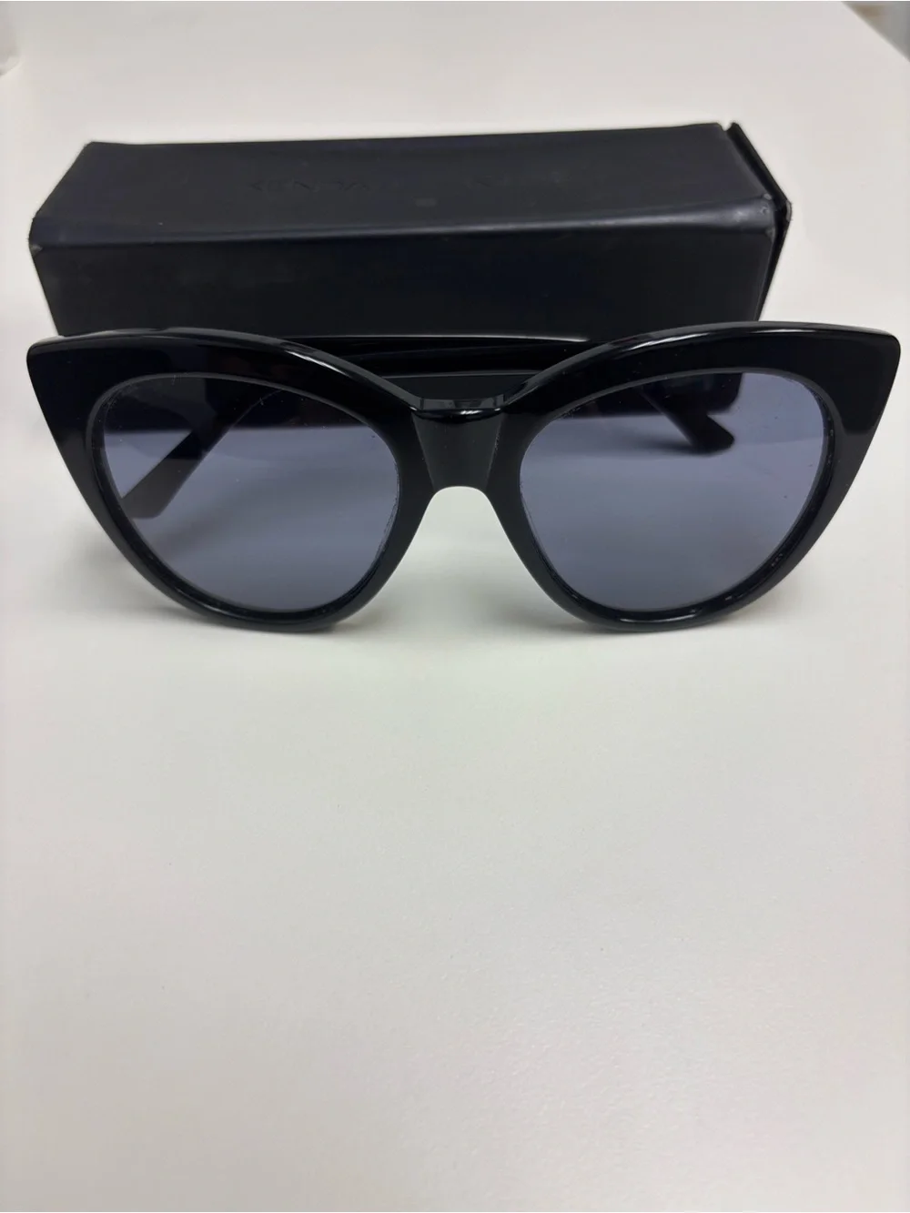 Kendall & Kylie Kaia Thick Black Cat-Eye Retro Sunglasses